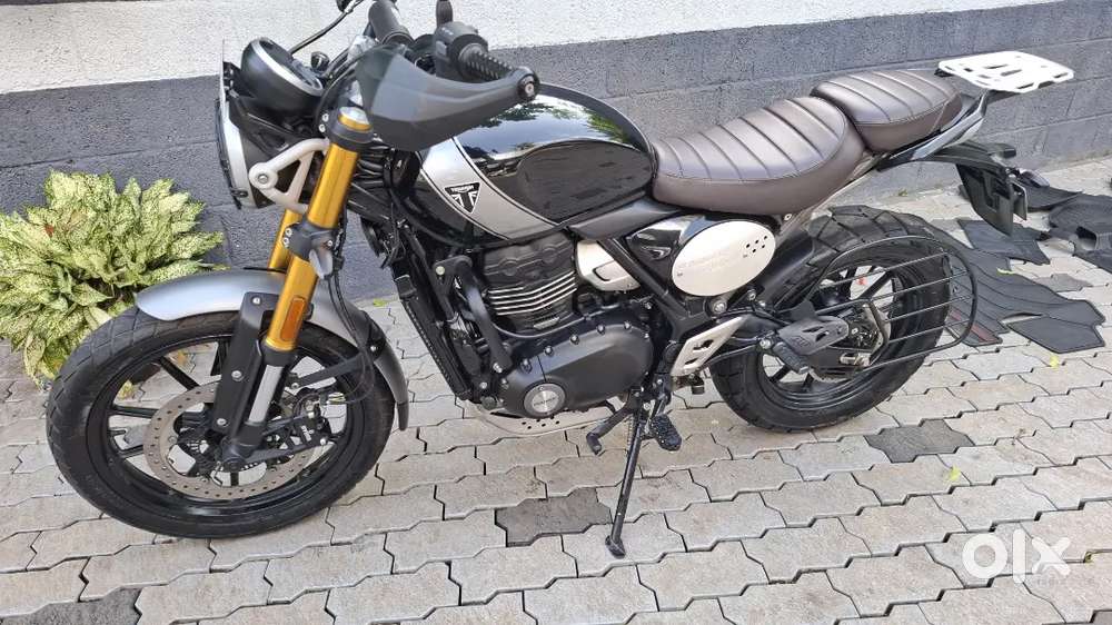 Triumph scrambler 400x