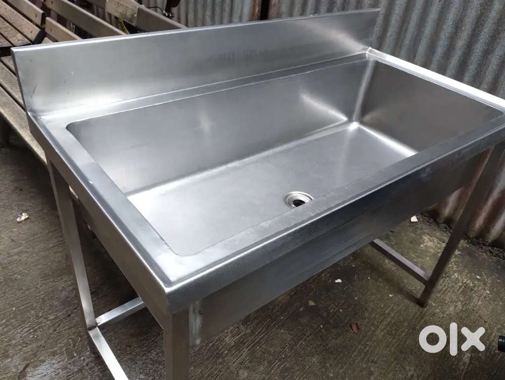 SS kitchen sink heavy use 48x 24  with stand