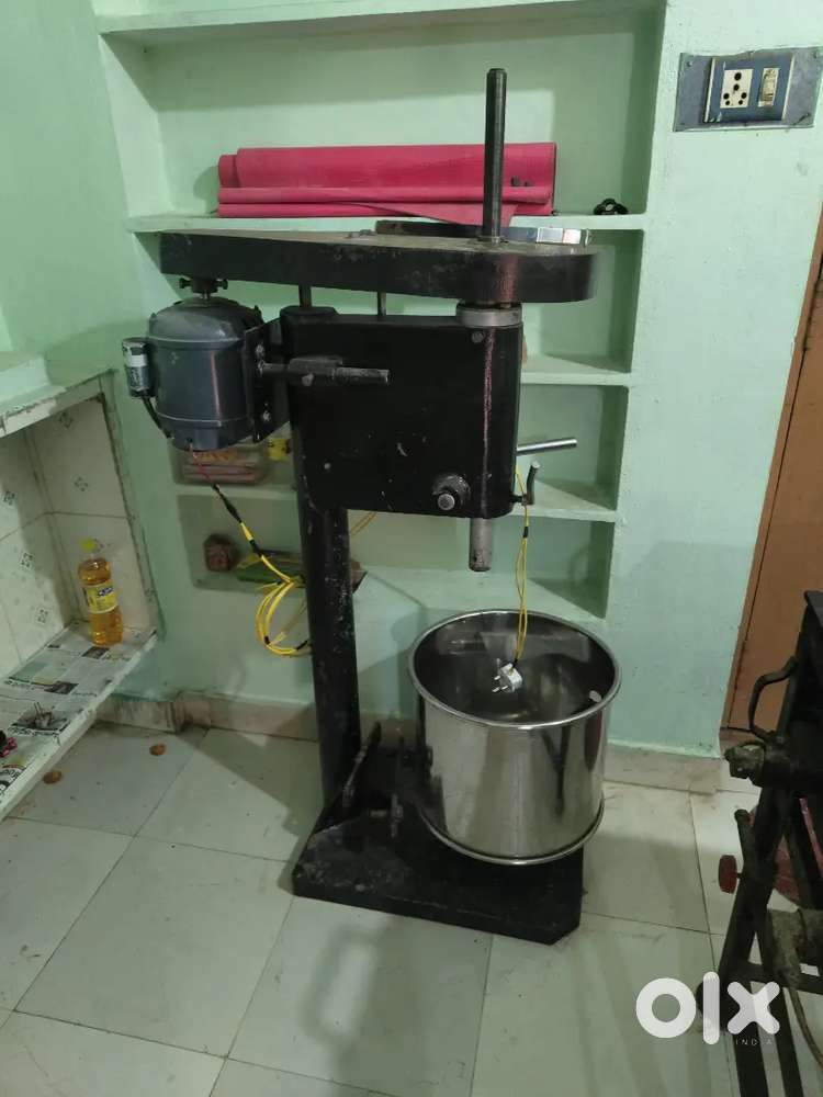 3 months old bakery cream machine