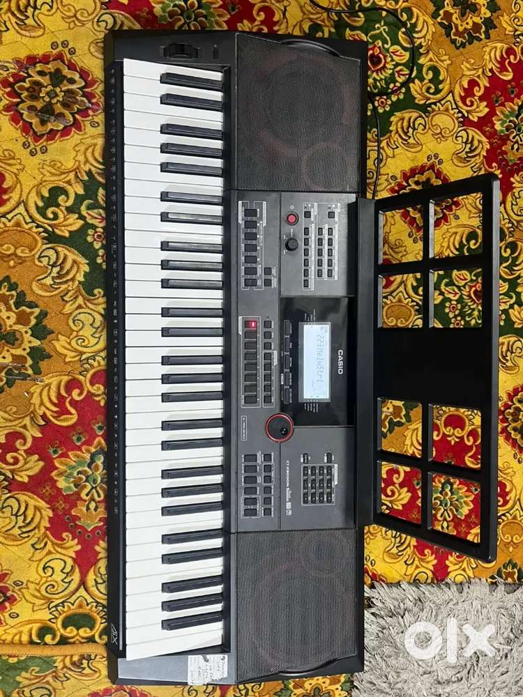 Casio CT-X9000IN Keyboard  1 Year Old  Good Condition