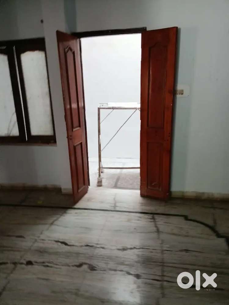 VIJAYNAGAR JAGDAMBA COLONY 2 bedroom hall kitchen 2 letbath individual