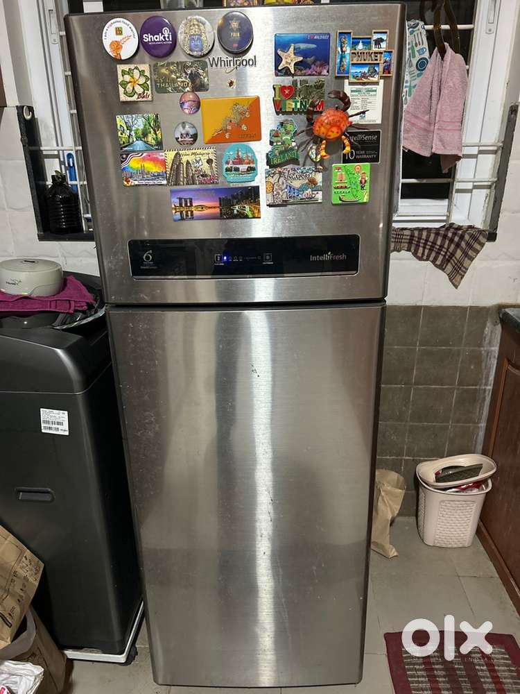 Whirlpool well maintained 265 ltr capacity with v gaurd stabilser