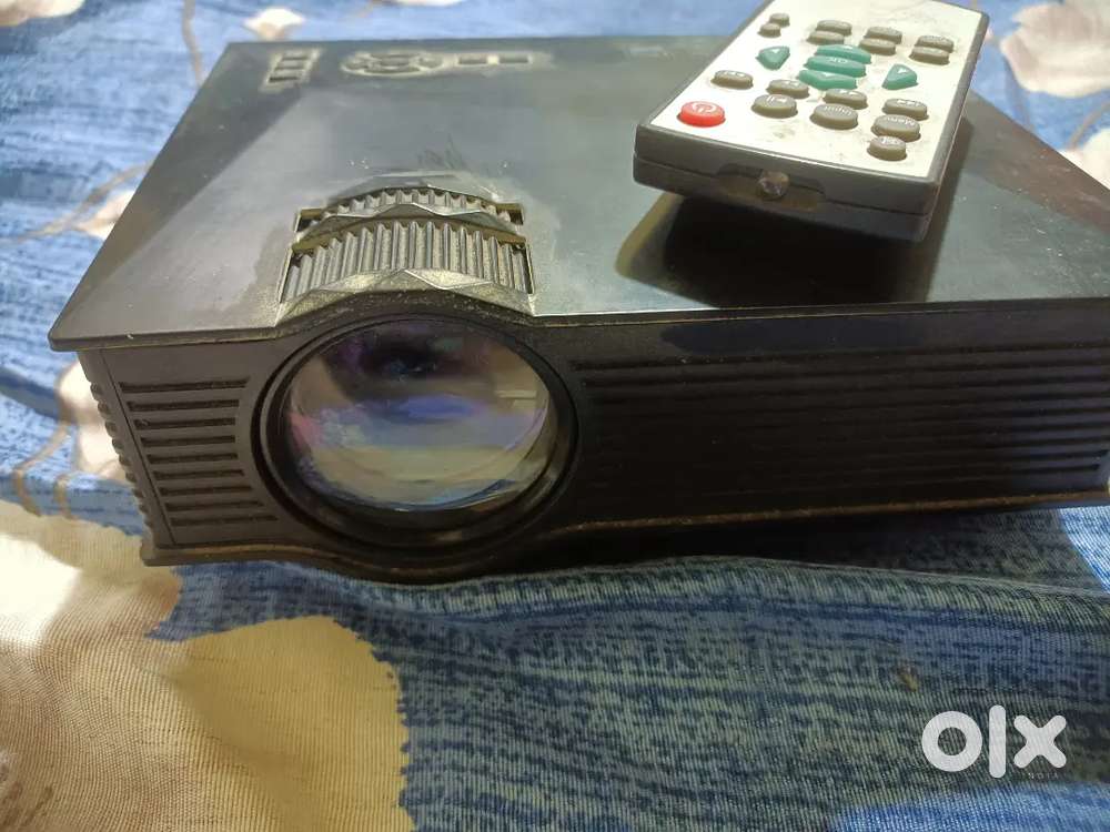 LED Projector, entertainment projector.