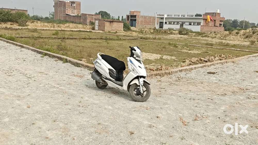 Urgent Sale Developing Colony Residential Plotsl East Facing 700 sqft