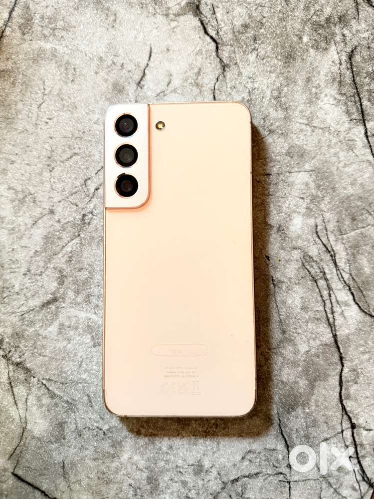 Samsung S22 5g condition like brand new, not even a single scratch