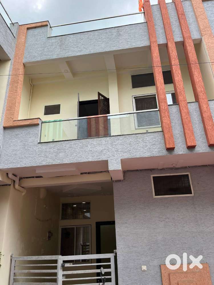 3 BHK Semi-furnished Duplex