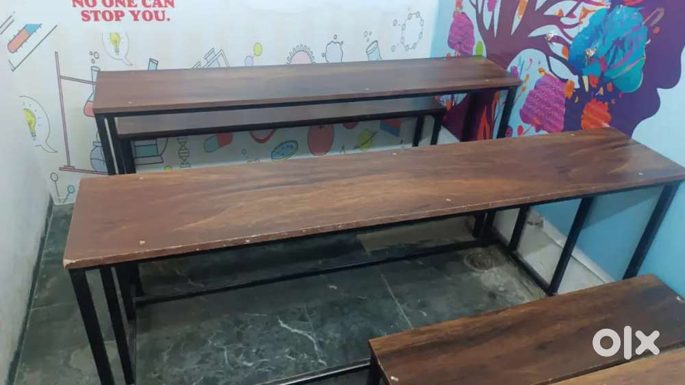 7 benches 3ft 6 benches 5ft 1 bench 6ft and 3 benches 4ft.