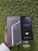 Just 7 Days Old Samsung Z Flip 7 FE 8/256