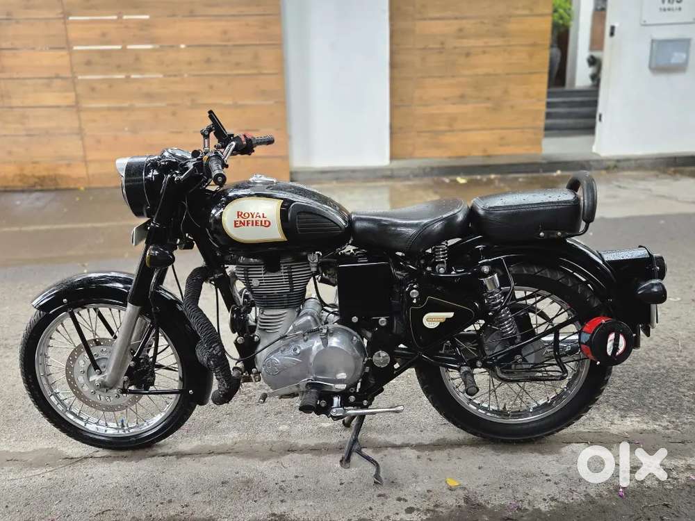 Royal Enfield classic 350 in mint condition only 25k driven