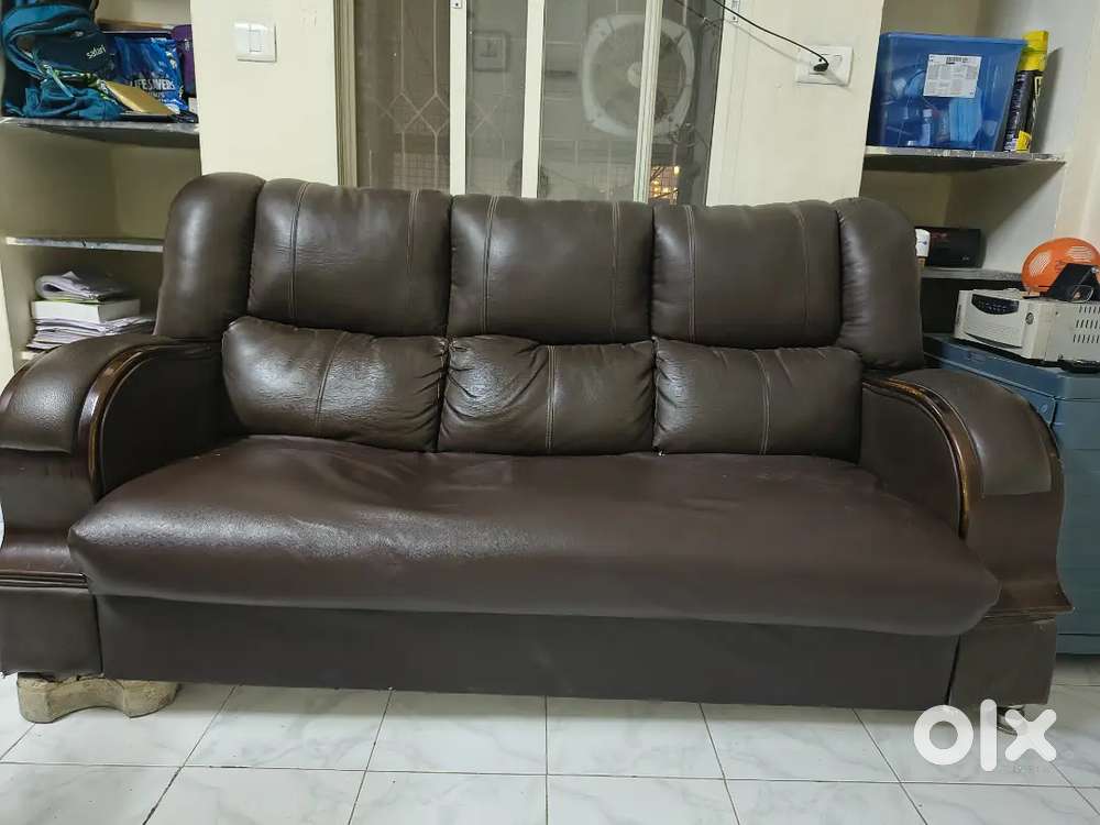 Sofa with 2 Chairs