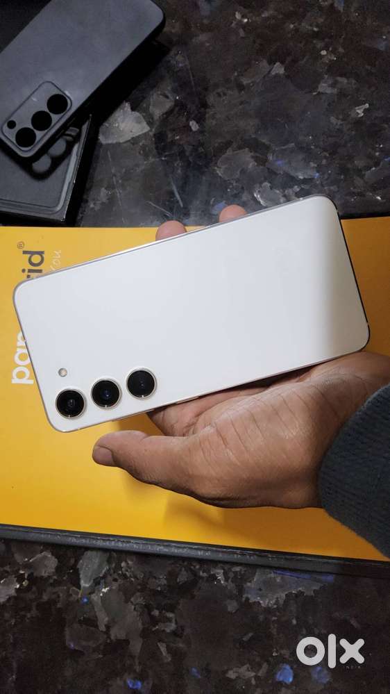 Samsung S23 8GB/128GB