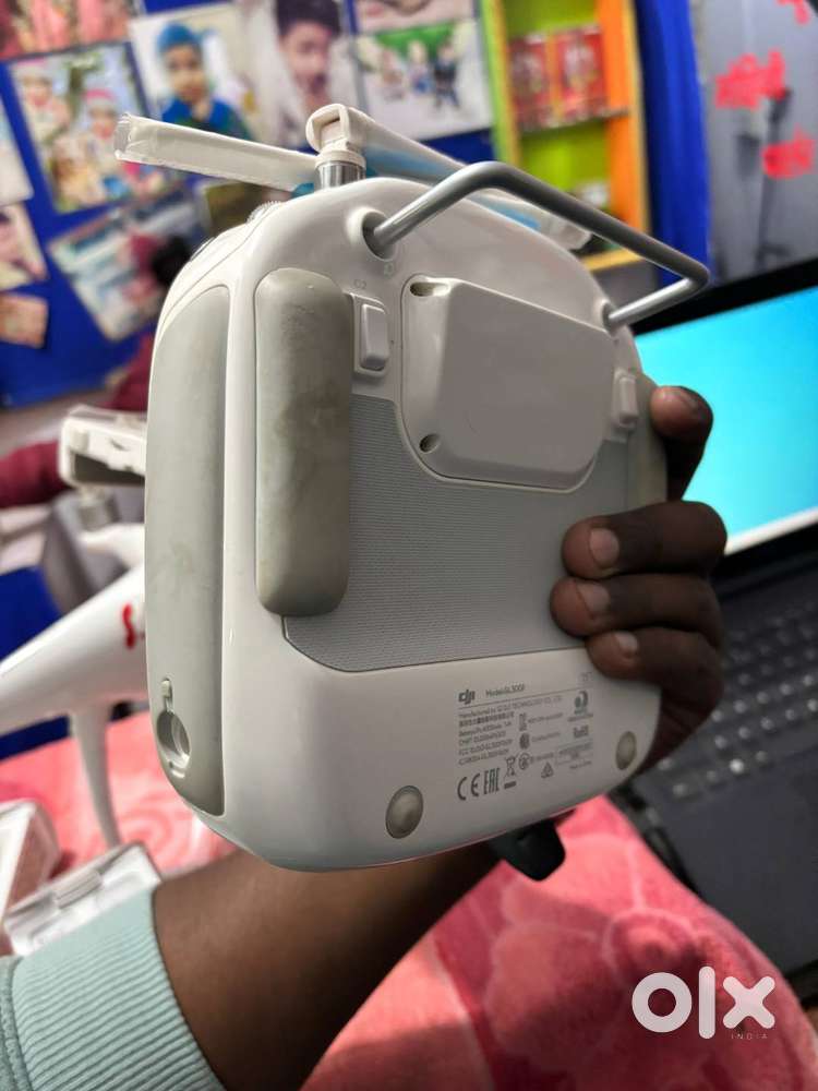 Phantom 4 pro plush droun