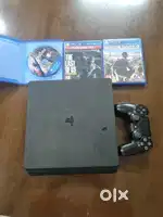 PS4 Slim with 3 games