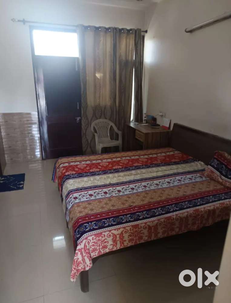 One room set ac frig gysr double bed mattress cupboard curtain fan