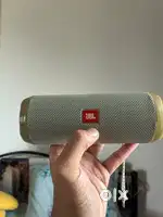 JBL Flip 4