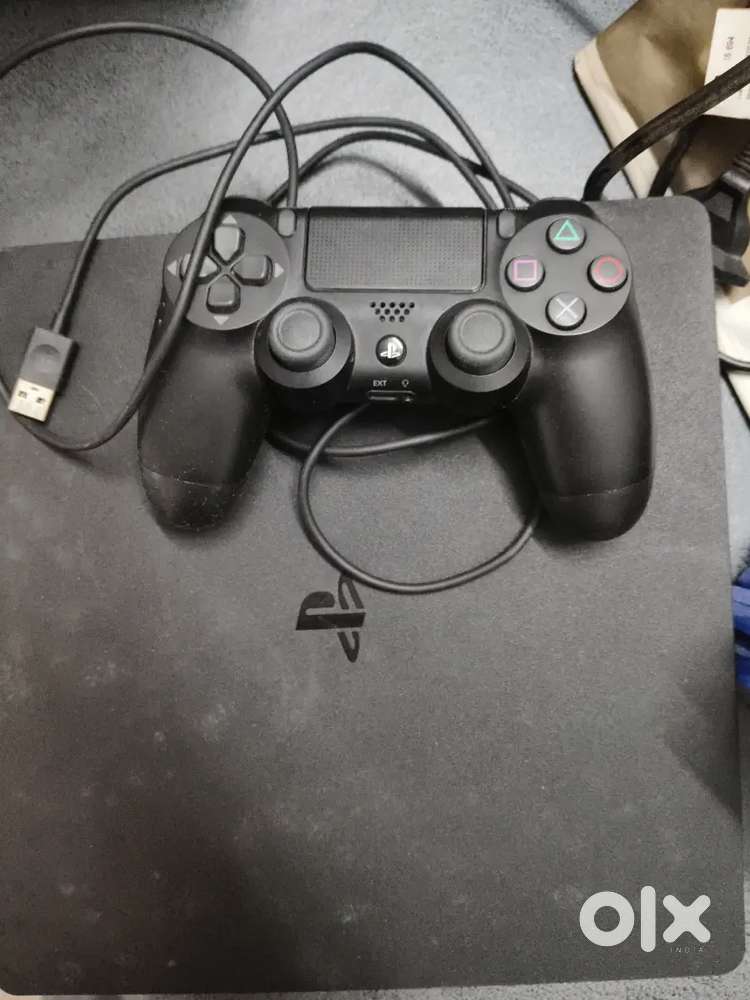 Sony PS4 Slim 1TB play station