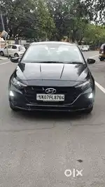 Hyundai i20 Sportz 1.2 VTVT, 2023, Petrol