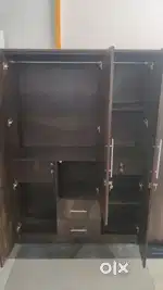 BED NEW BRAND 3 door WADROBE