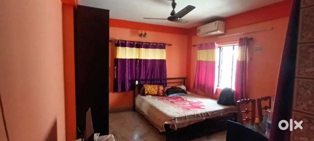 2 BHK spacious flat sale in Mahamayatala garia