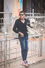 Medical me 8 saal kam kiya hu