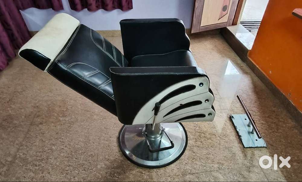 Spa and Parlour Items for Sale