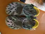 Crocks 8-10 Years