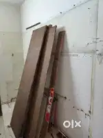 வீட்டு அலமாரிகள் பொருட்கள்
