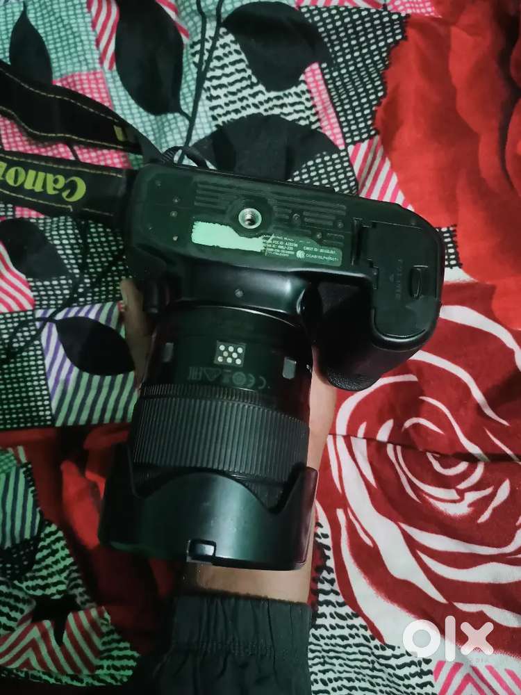 Canon 80D good condition