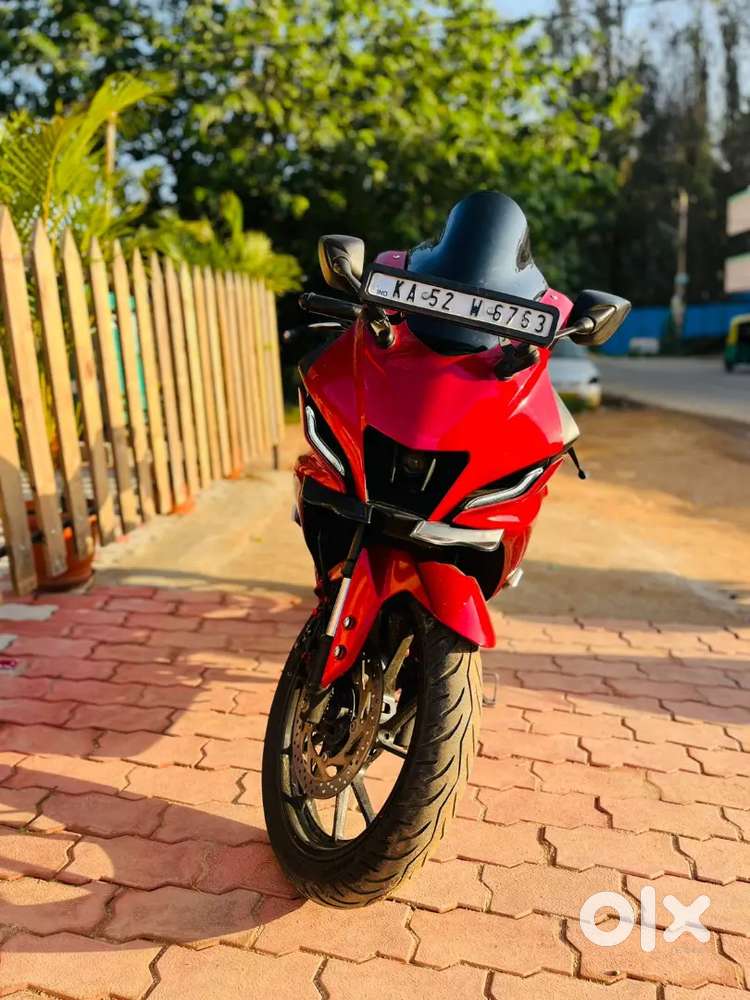 Yamaha R15 V4 model 2024-Metallic Red ( First Owner )