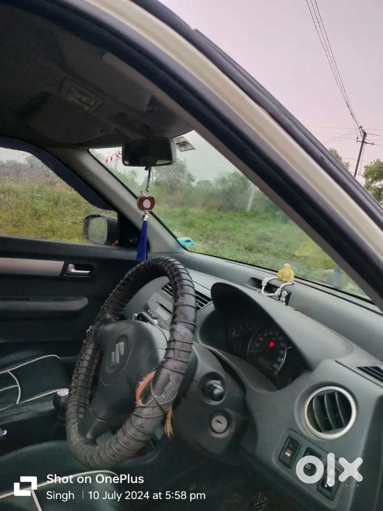 Dushra gadi lena hai gadi badhiya hai our sarvice kiya hua hai