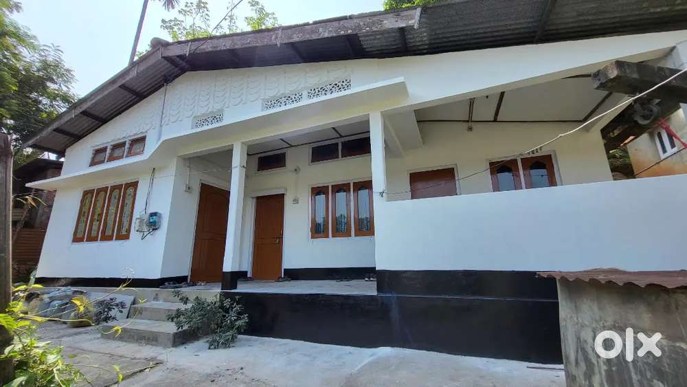 1katha Aksonia land with 4BHK assam typ house ready to move property.