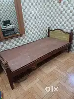 Wooden Cot@₹5000/- only(Resale)