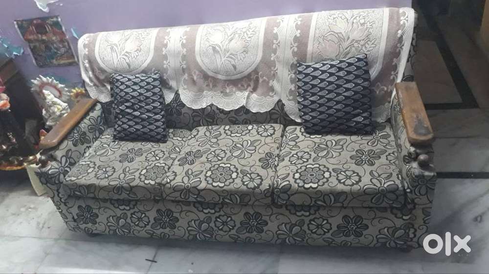 3 seater sofa