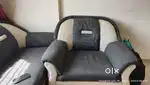 Well maintained sofa set