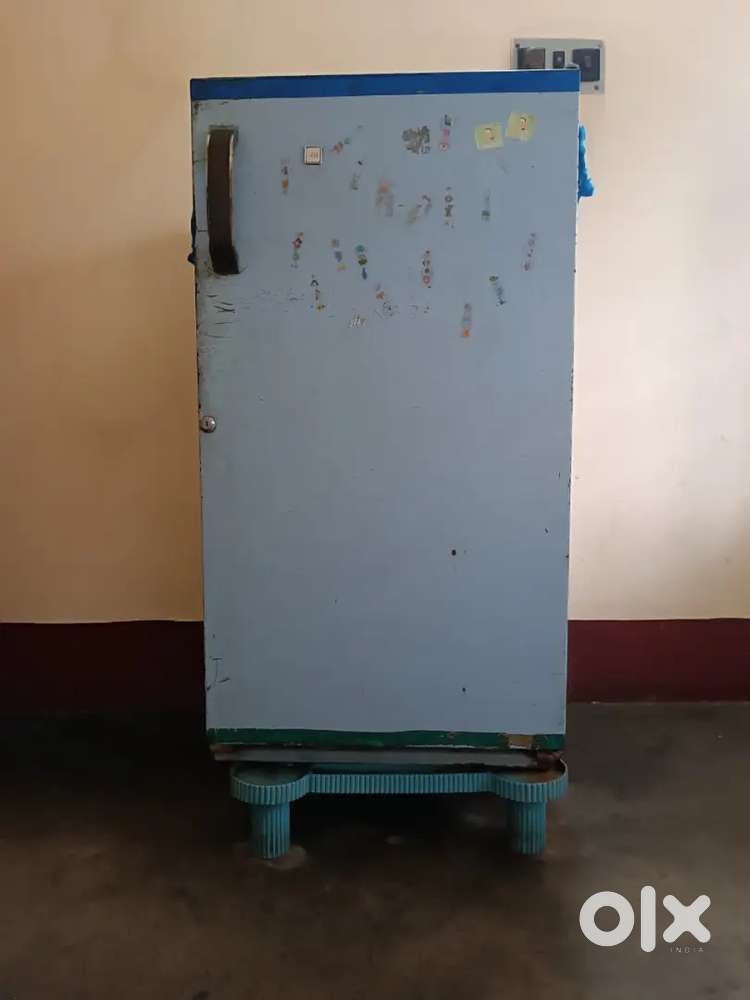 Kelvinator 165L Single Door Fridge - Working Condition - ₹2500