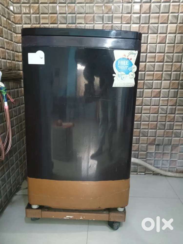 Godrej semi automatic washing machine