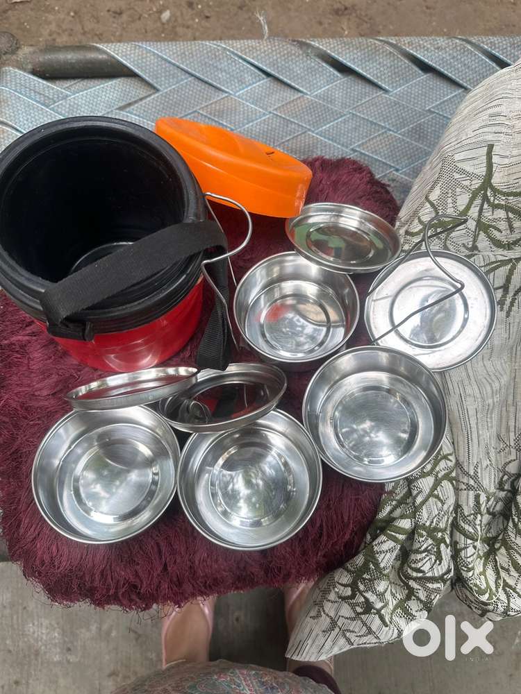 Tiffin for tiffin service