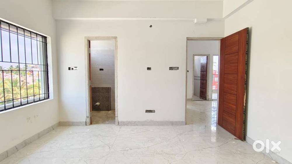 3bhk apartment with East facing brand new flat with E Khatha for sale.