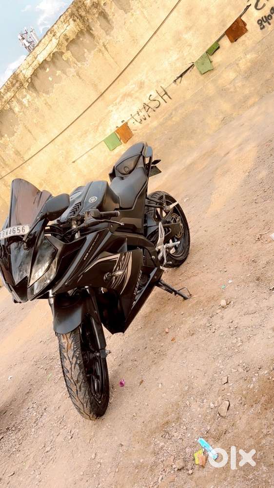 Yamaha R15 V3 without any scratches