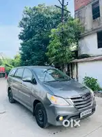 Toyota Innova 2.5 V 7 STR, 2013, Diesel