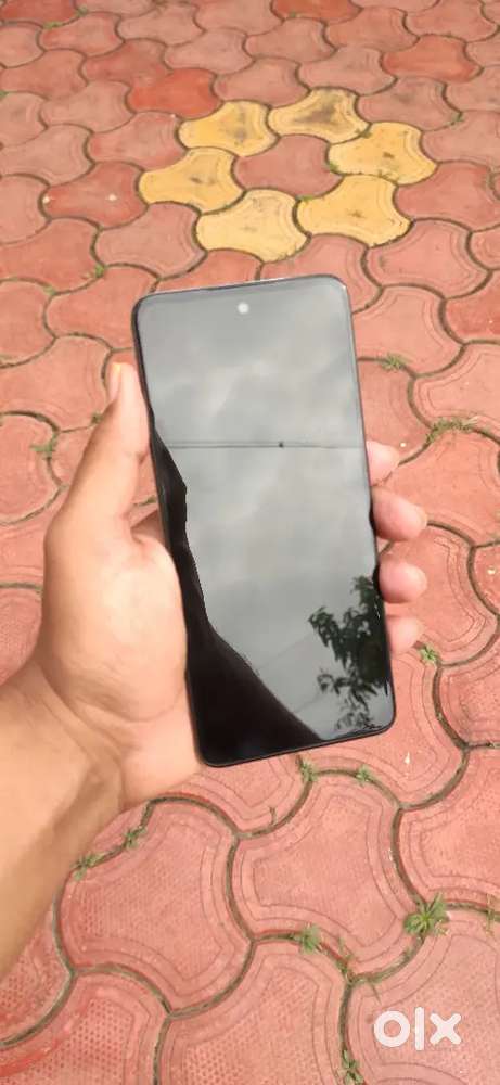 Nice condition, fix price, with original charger, box