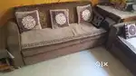સરસ સોફા સેટ વેચવાનો છે