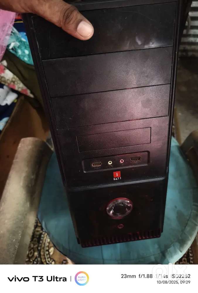 MONITOR AND CPU COMBO WITH 2GB GRAPHIC CARD FOR GAMING