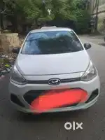 Mujhe apni cab k lie driver ki jarurat hai...