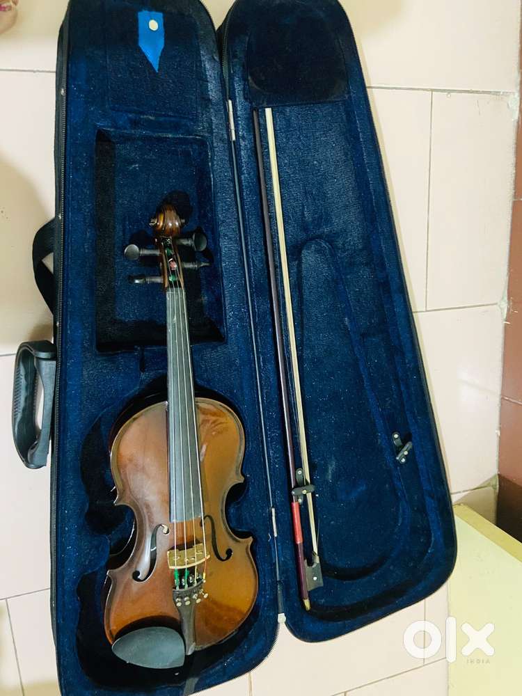 Violin  with violin box  for children size