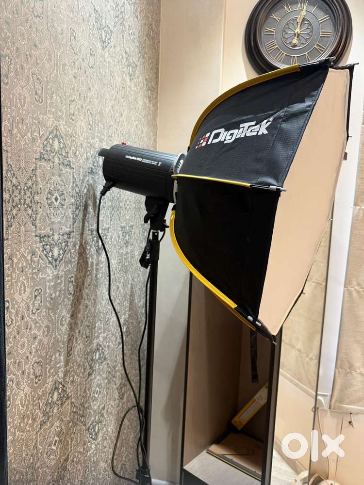 Digitek softbox light