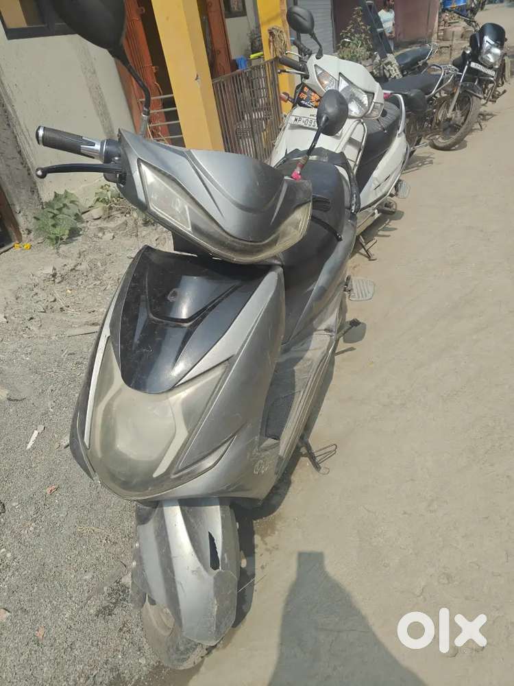 Okaya ELectric scooter