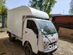 Chhota hathi /pickup bulero driver porter