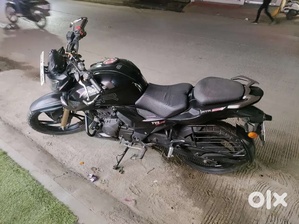 Apache RTR 200 black colour