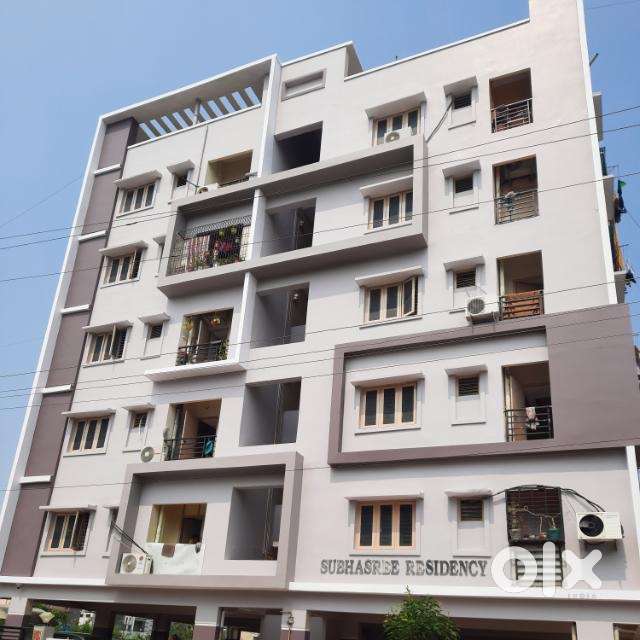 60 ft cc road facing, very near to D mart,Zudio